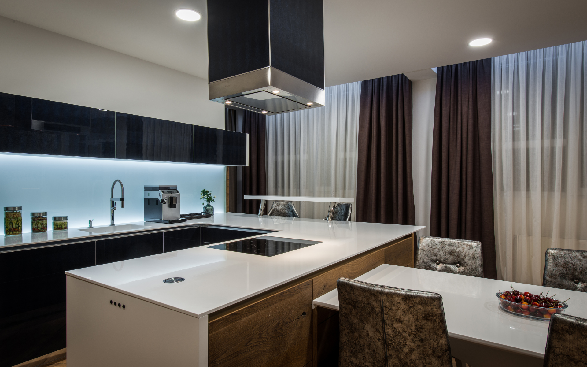 Luxury, modern style kitchen with white quartz